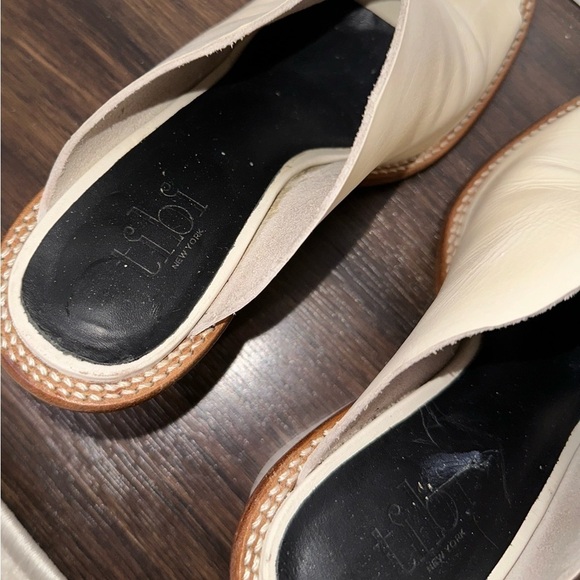 tibi Blane Leather Neutral Chunky Block Heel Open Toe Boho Mules Sz 36.5 (US 6) - Picture 10 of 12
